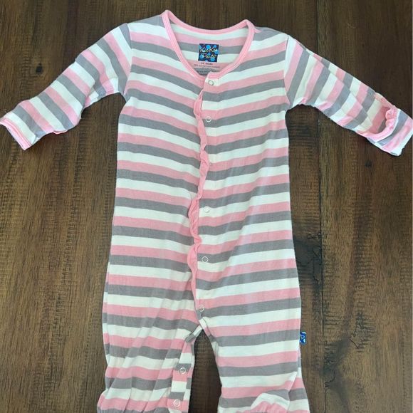 KicKee Pants Bamboo Sleeper / Romper - size 3-6 -Pink White Gray Stripes Ruffles - Picture 1 of 6